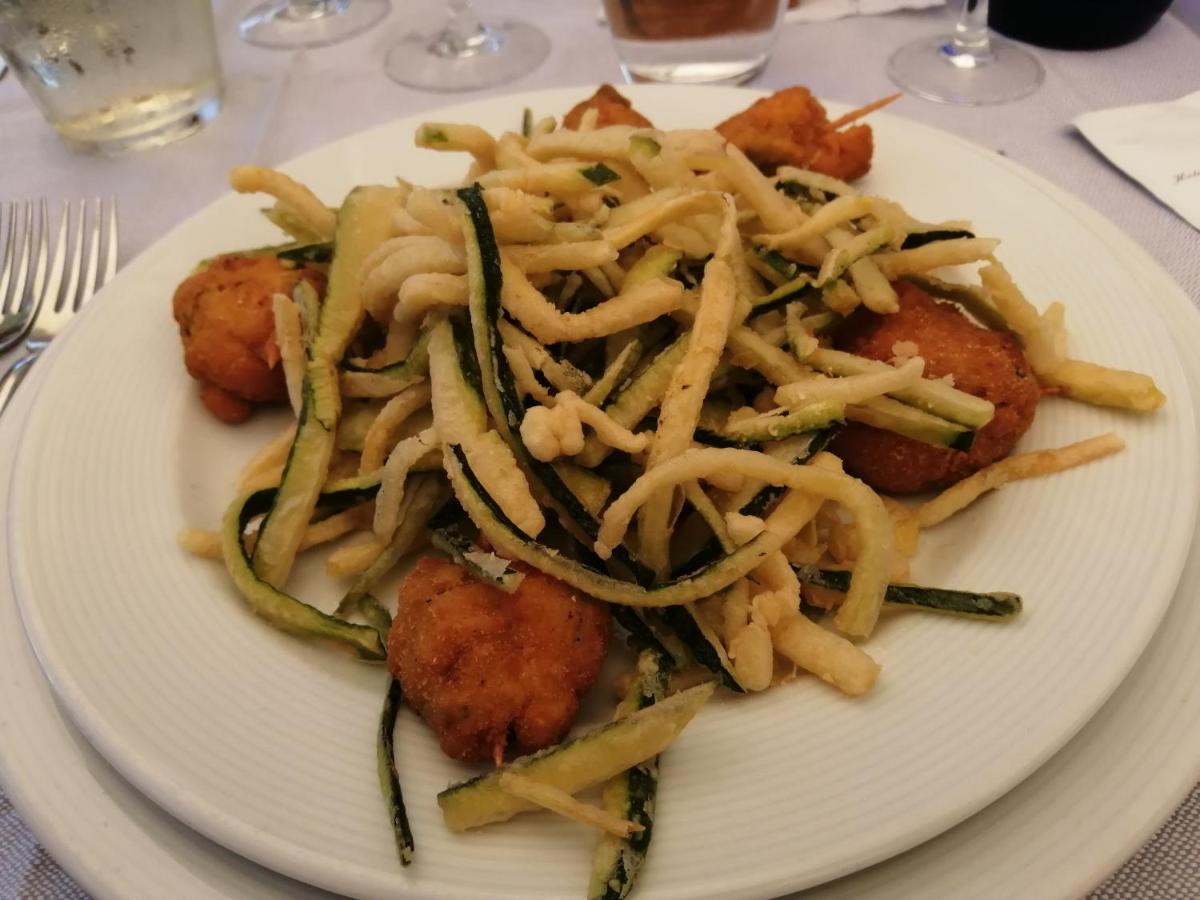 Bellerive Ristorante Albergo มาแนร์บา เดล การ์ดา ภายนอก รูปภาพ