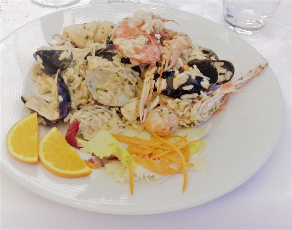 Bellerive Ristorante Albergo มาแนร์บา เดล การ์ดา ภายนอก รูปภาพ