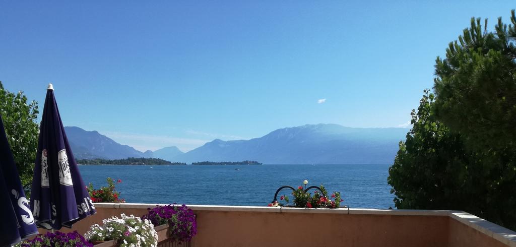 Bellerive Ristorante Albergo มาแนร์บา เดล การ์ดา ภายนอก รูปภาพ