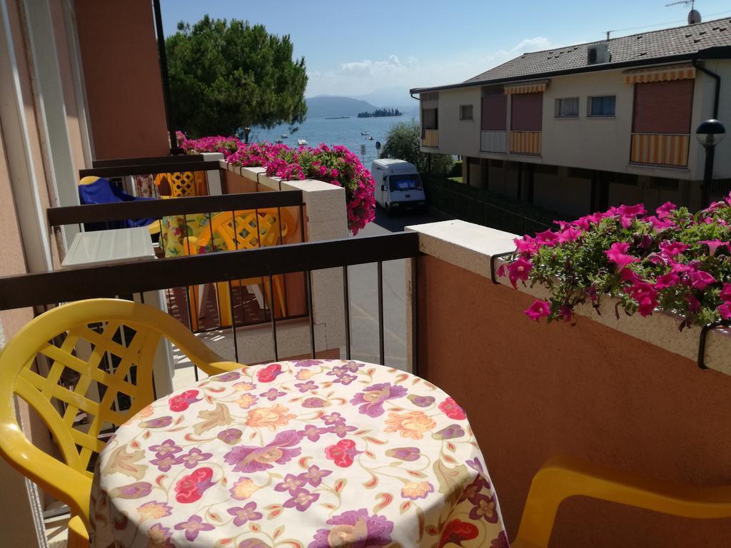 Bellerive Ristorante Albergo มาแนร์บา เดล การ์ดา ภายนอก รูปภาพ
